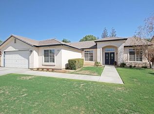 11016 Dressage Dr, Bakersfield, CA 93312