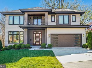 3036 N Pollard St N, Arlington, VA 22207