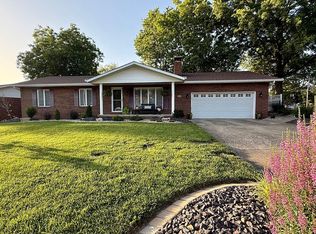 2125 Saint Raphael Ct, Highland, IL 62249