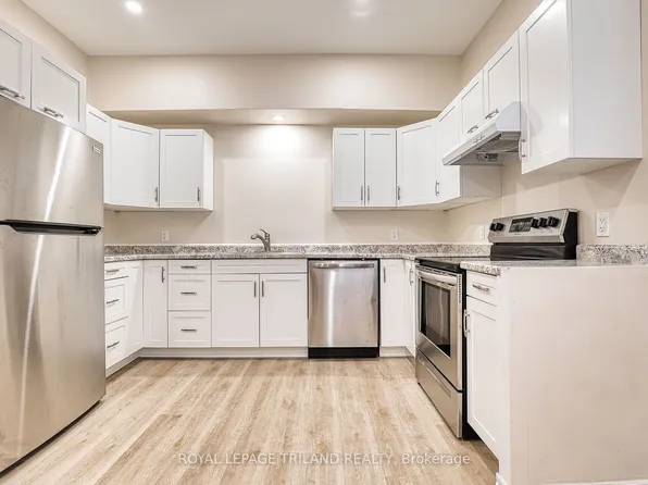 80 Albert St #103, Central Huron, ON N0M 1R0