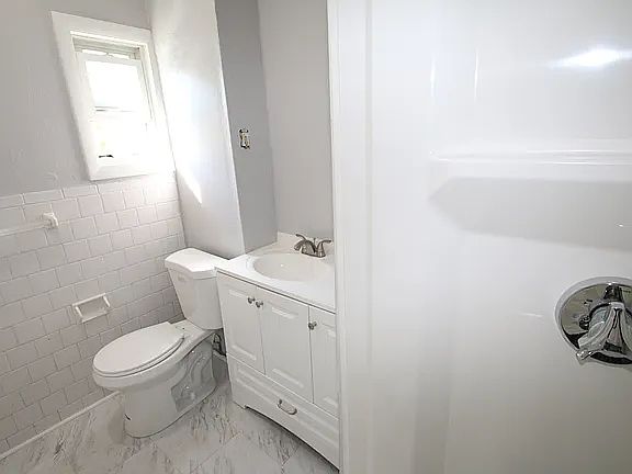 1st image of 200 Princeton St APT 2