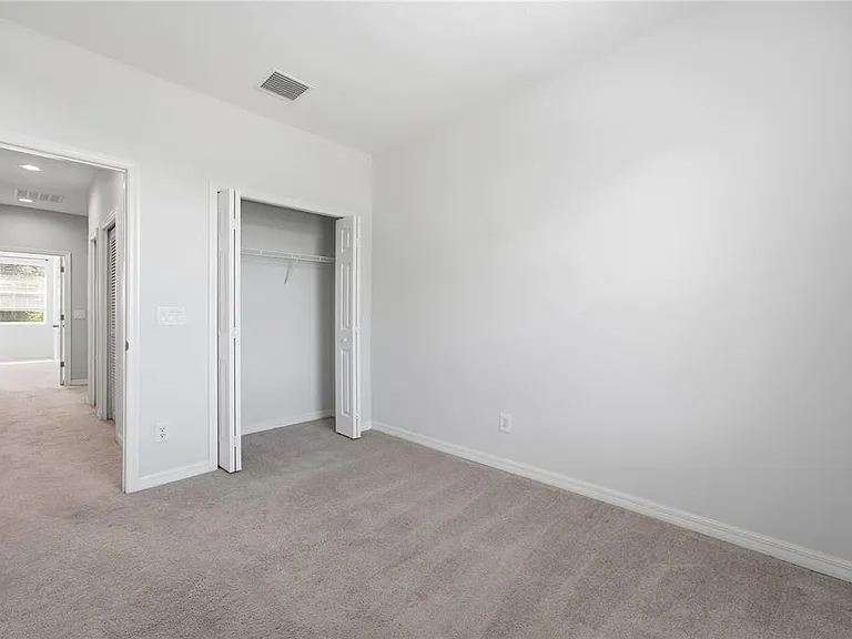 1346 Grantham Dr — Photo 25