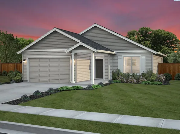 308 Pearl Ave, Grandview, WA 99830