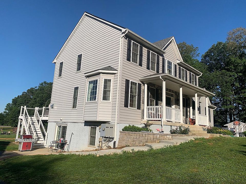 2nd image of 16675 Dominion Reserve Ct