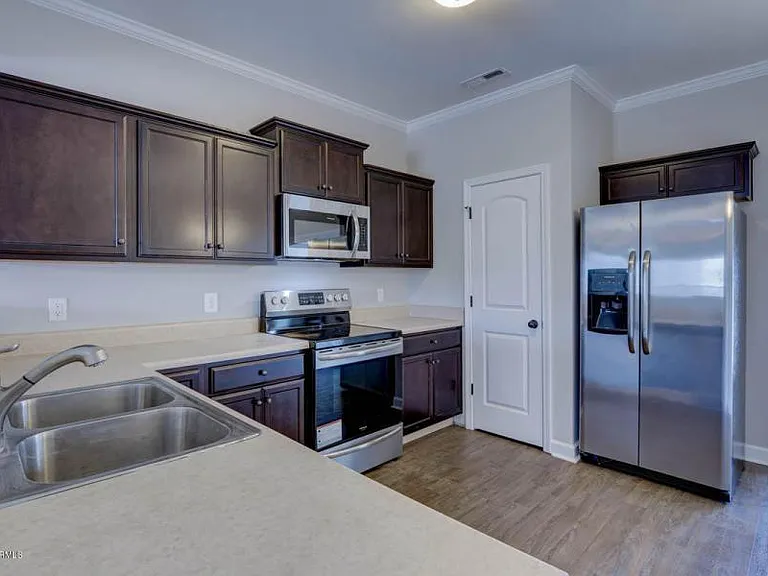 404 Justice Farm Dr — Photo 5
