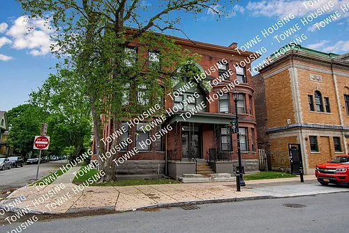 215 Allen St #1 Photo 1 215 Allen St #1 Photo 1