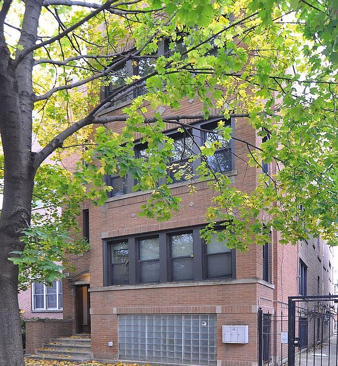 1st image of 1971 W Evergreen Ave #10455767
