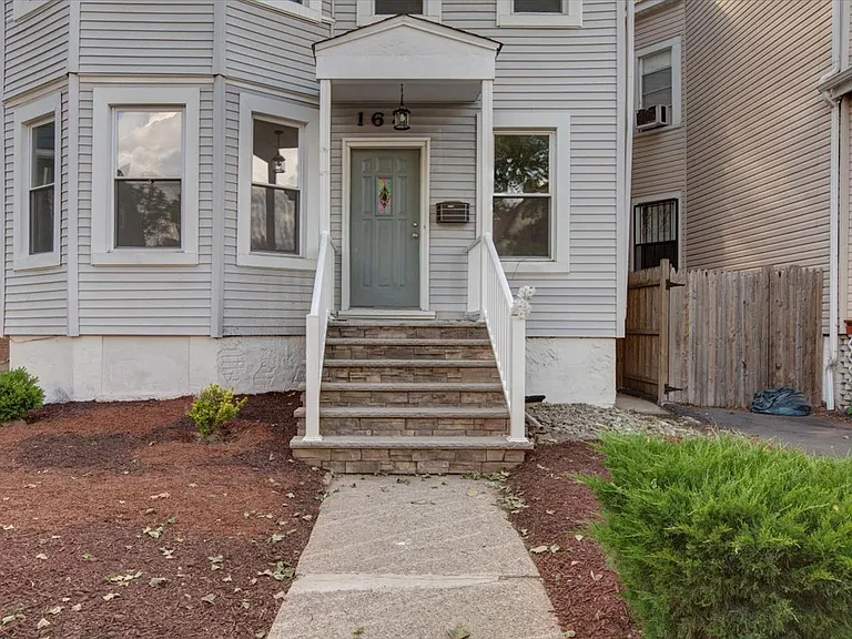 163 Greenwood Ave — Photo 4
