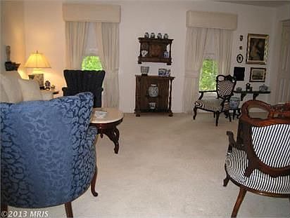 5th image of 1902 Mason Hill Dr