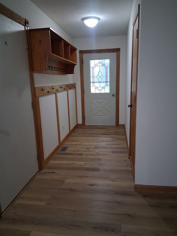19664 Maple Ave - Property Image
