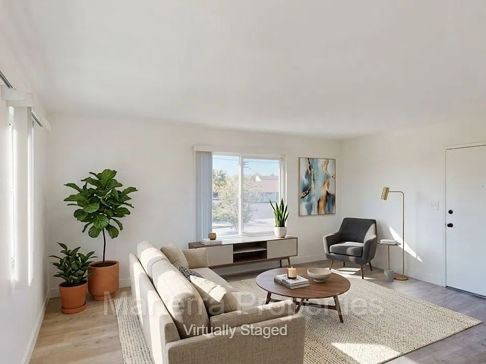 2861 Mendoza Dr