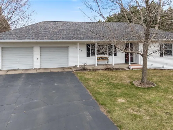 1309 Kenneth Dr, Cloquet, MN 55720