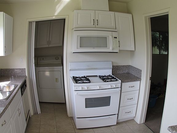 Stove, Microwave & Dishwasher