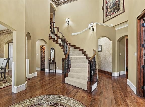3rd image of 5505 Lighthouse Dr