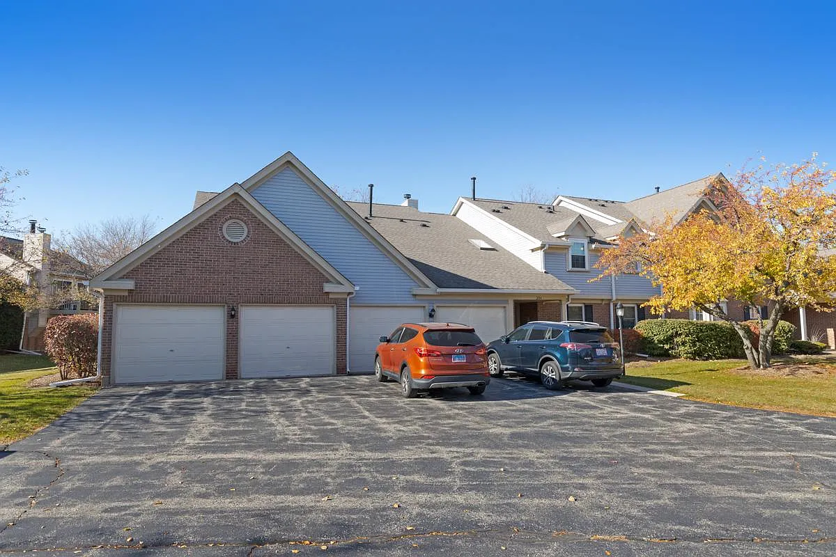 Building Photo - 204 Dublin Ln