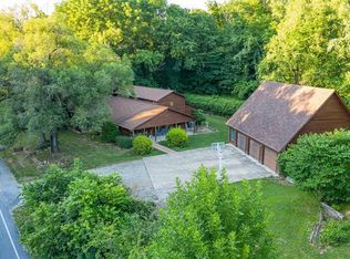 13752 S State Highway 94, Marthasville, MO 63357