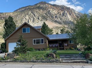 102 Cardinal Rd, Bishop, CA 93514