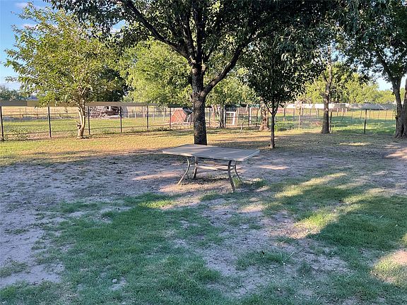 3rd image of 5602 County Road 2526