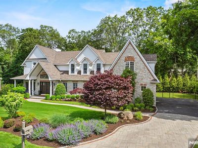 39 Poplar St, Ramsey, NJ, 07446