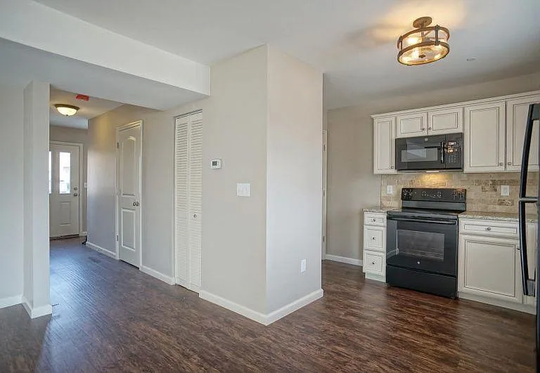 26 Spring View St — Photo 10