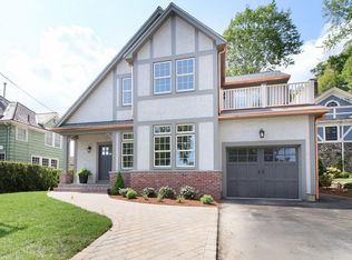 247 Pleasant St, Arlington, MA 02476