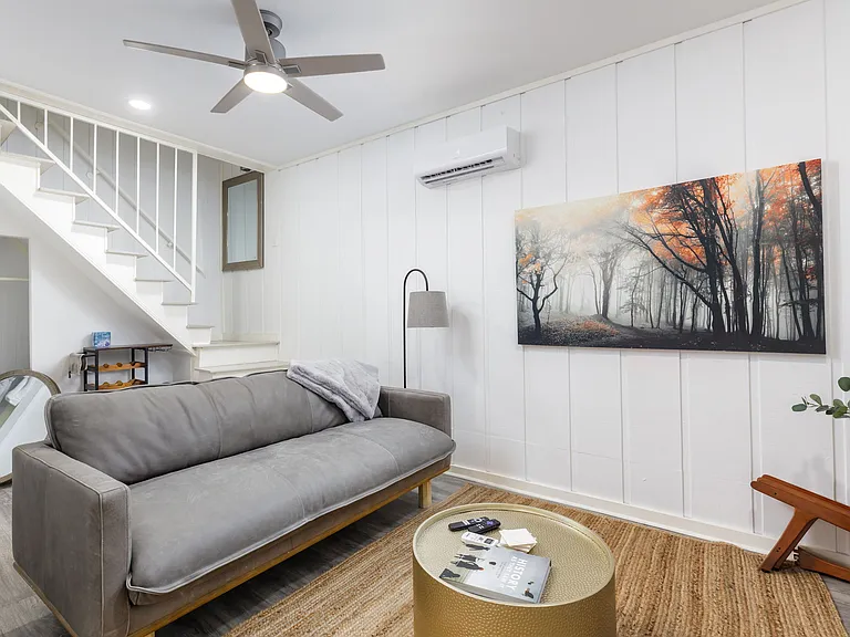 110 E Craig Pl #3 — Photo 11