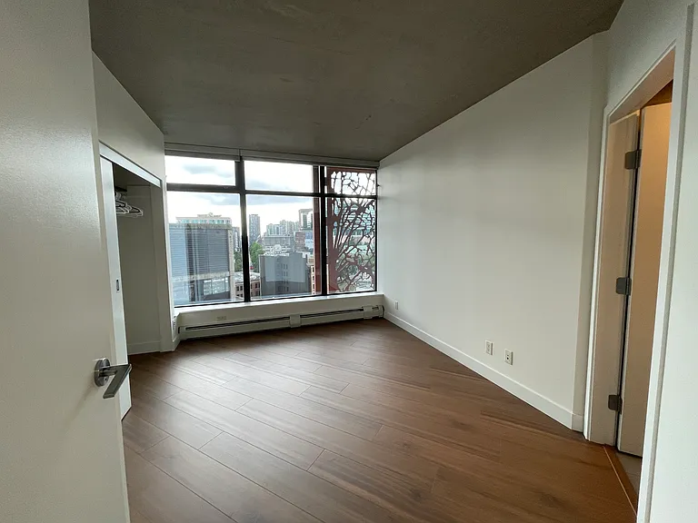 128 Cordova St W #1806 — Photo 8