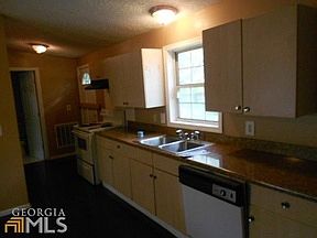 3rd image of 7458 Conyers St
