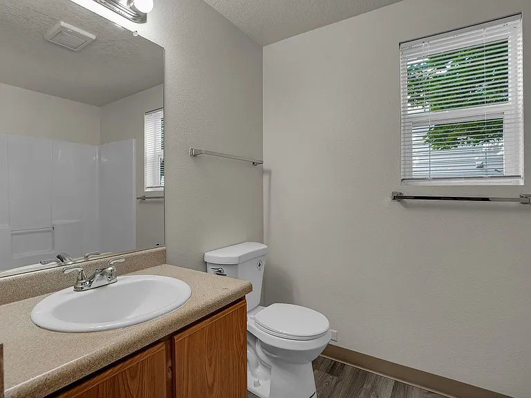 12509 SE Foster Rd — Photo 15