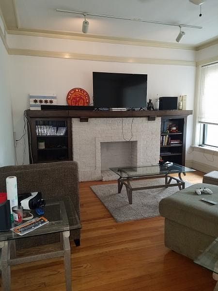 1st image of 4335 N Ashland Ave #3