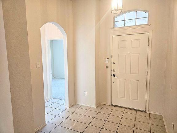 2nd image of 2121 Carlotta Dr
