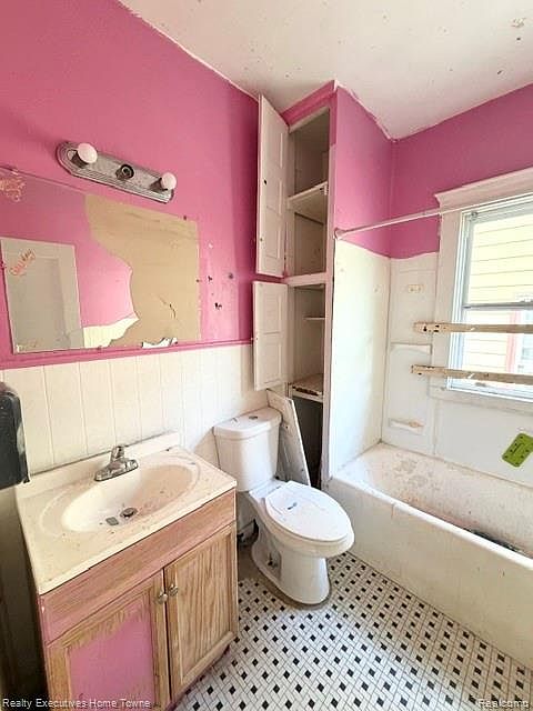 13524 Faust Ave, photo 17