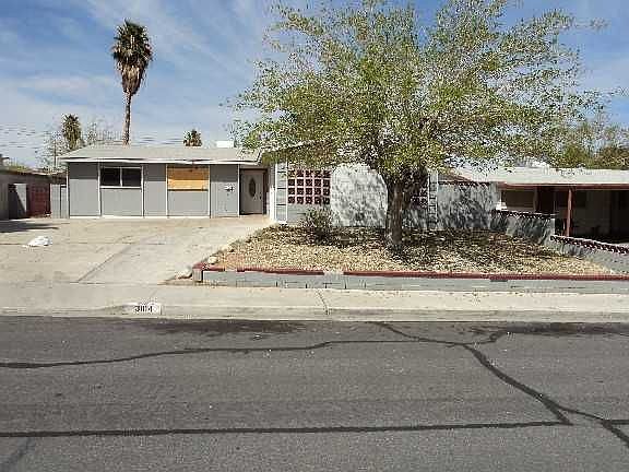 1st image of 3104 Roseville Way