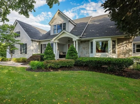 17 Collins Dr, Hillsborough Twp., NJ 08844