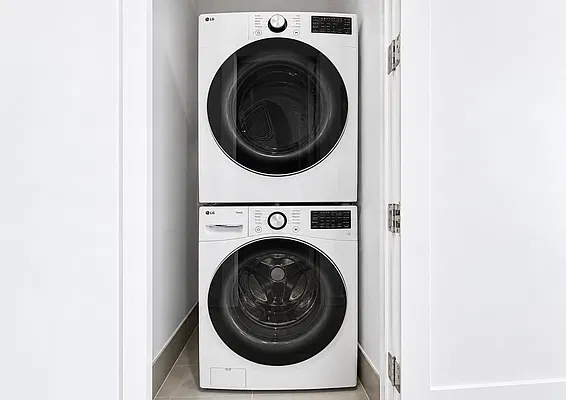 Laundry, photo 1