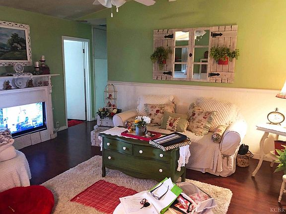 5th image of 1310 Amelia Ave