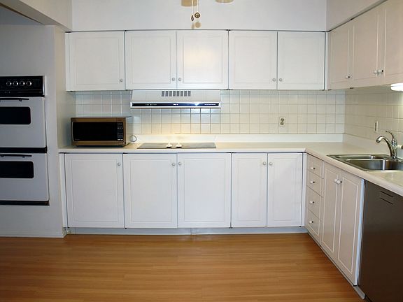 2nd image of 508 Coeur De Royale #201