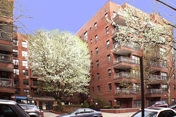 Sold by Compass | media 5