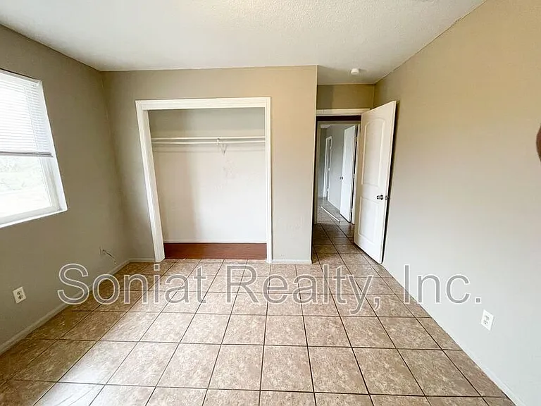 15514 Dwyer Blvd — Photo 8