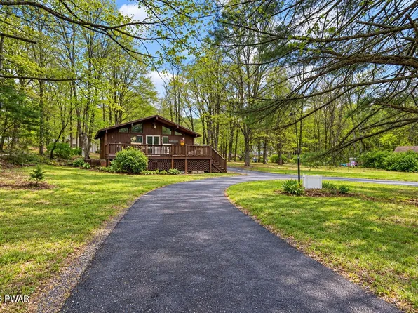 1151 Mink Trl, Bushkill, PA 18324