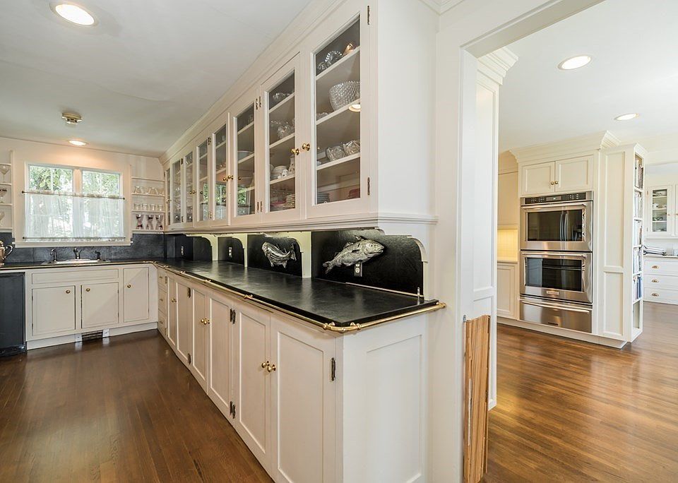 33 Way Rd, Gloucester, MA 01930 Zillow