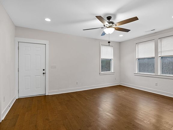 4th image of 158 Thelma Dr