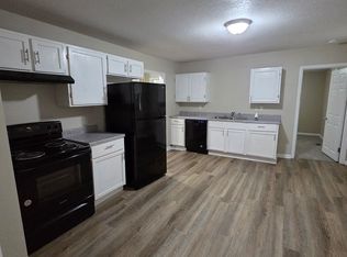 1118 S Water St, Wichita, KS 67213