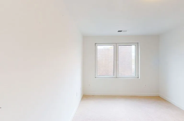 1115 H St NE #303 — Photo 37