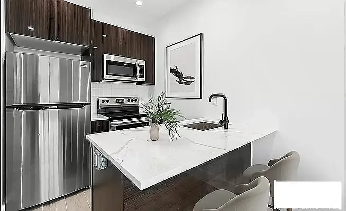 337 Cornelia Street — Photo 2