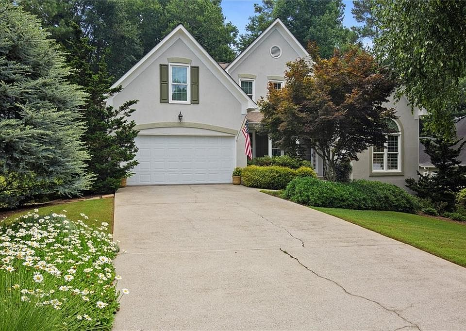 1st image of 790 Club Chase Ct