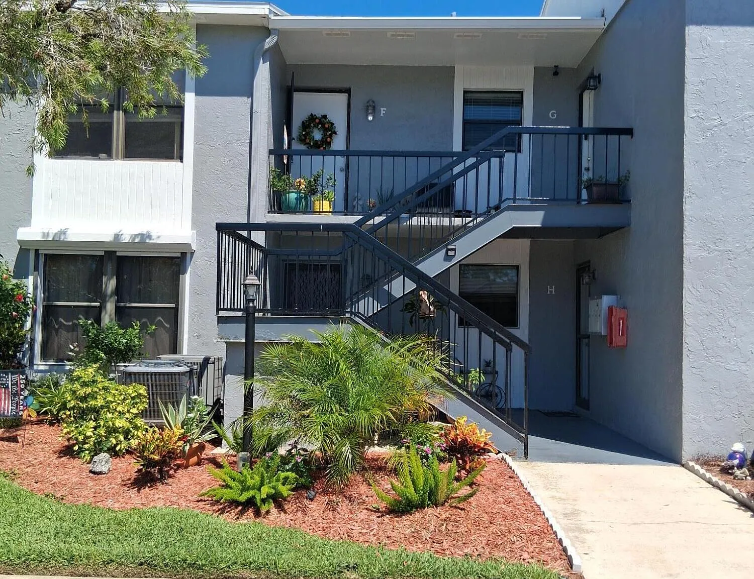 2 bed, 2.0 bath, 1020 sqft, $1,500 — Photo 2