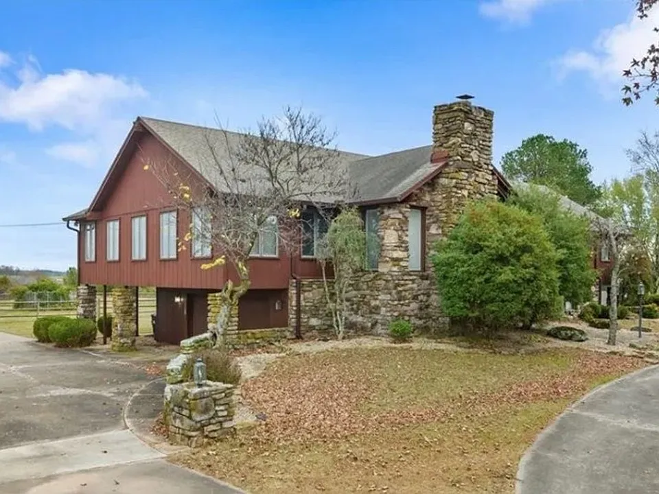 4657 Butterfield Coach Rd