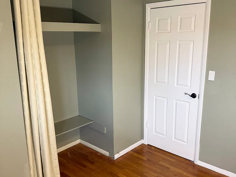 28 Oak St — Photo 12