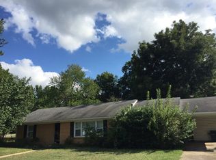 1037 E 7th Pl, Ada, OK 74820